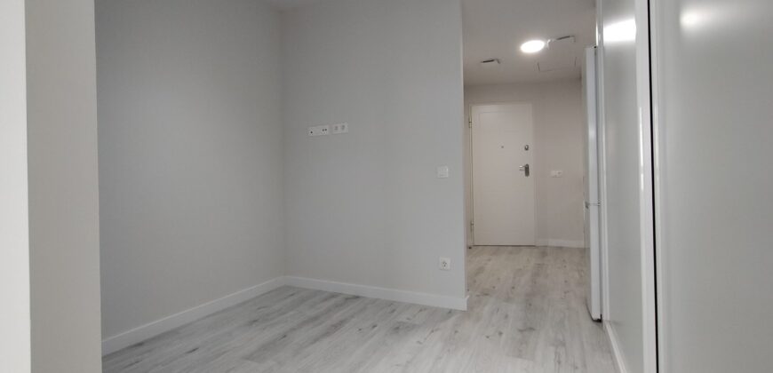 Adelfas 4 – Estudio D