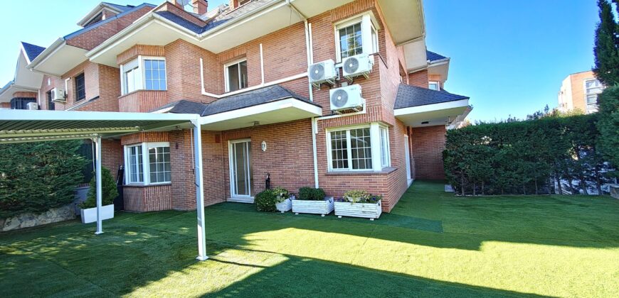 Parque Conde de Orgaz Villa – A.L.